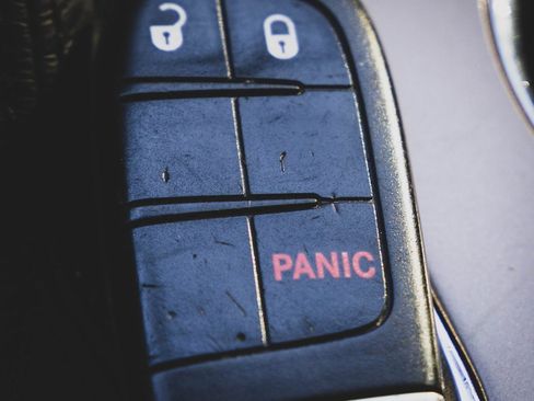 Used 2017 Jeep Grand Cherokee Limited 75th Anniversary image 9