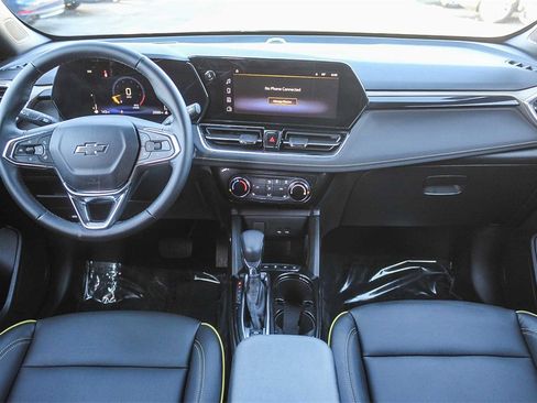 Used 2025 Chevrolet TrailBlazer ACTIV w/ Driver Confidence Package image 12
