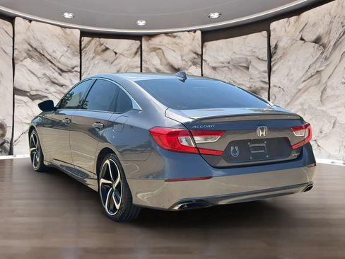 Used 2018 Honda Accord Sport image 4