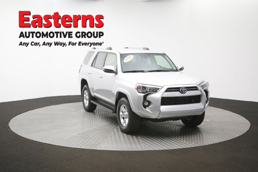 Used 2024 Toyota 4Runner SR5 AWD/4WD image 46