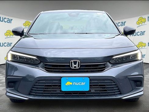 Used 2023 Honda Civic Sport image 2