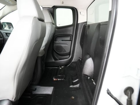 Used 2018 Chevrolet Colorado W/T image 27