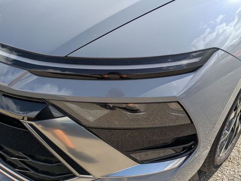 Certified 2025 Hyundai Sonata SEL image 9