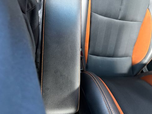 Used 2016 Honda CR-Z EX image 12