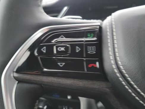 Used 2022 Jeep Grand Cherokee Overland image 27