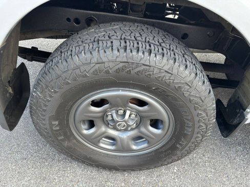 Used 2017 Nissan Frontier S image 24