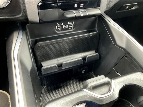 Used 2024 RAM 1500 Laramie image 32
