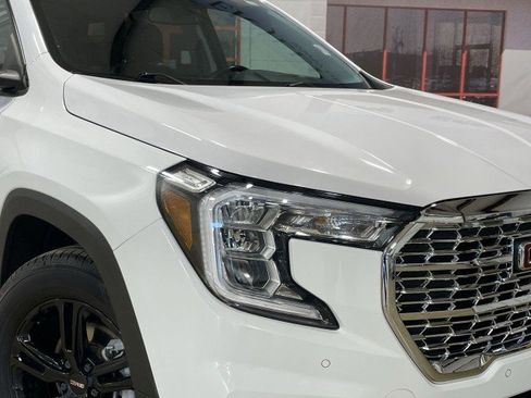 Used 2022 GMC Terrain AT4 w/ Infotainment Package II AWD/4WD image 10