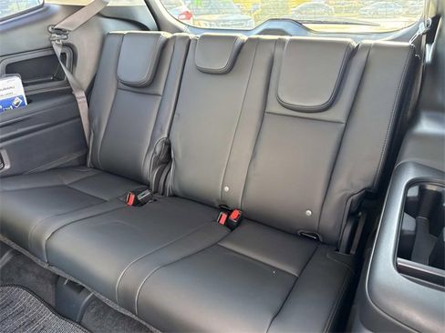 Used 2025 Subaru Ascent Bronze Edition image 16