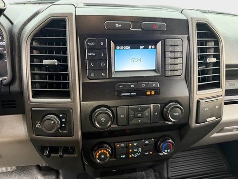 Used 2022 Ford F250 XL w/ Power Equipment Group AWD/4WD image 15