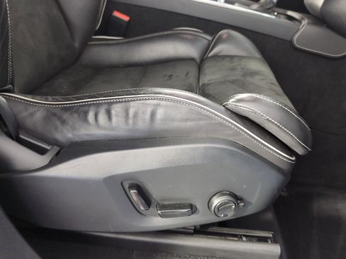 Used 2016 Volvo XC90 T5 R-Design image 31