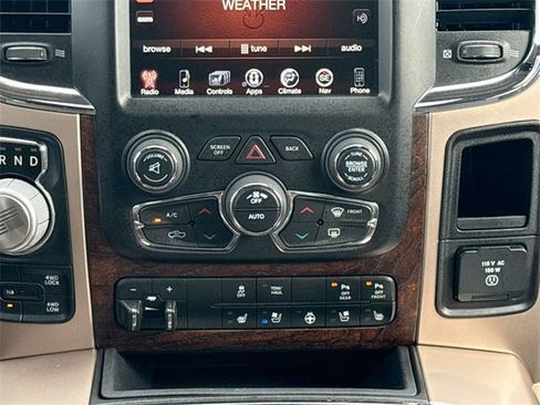 Used 2017 RAM 1500 Laramie Longhorn image 29