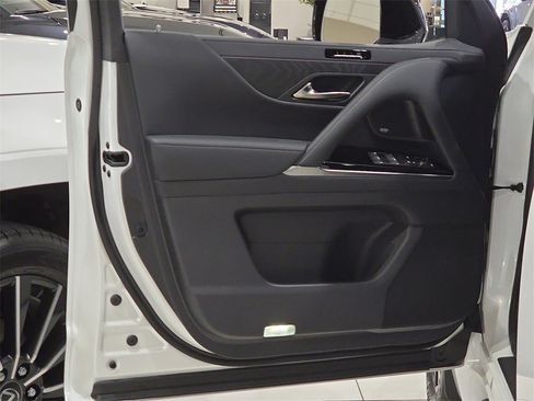 New 2026 Lexus LX 700h Luxury image 16