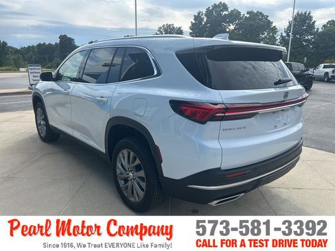 New 2026 Buick Enclave Preferred image 6