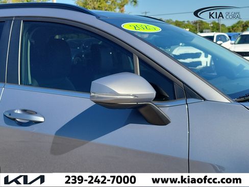 Certified 2025 Kia Sportage EX w/ Premium Package FWD image 8