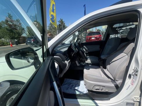 Used 2015 Subaru Forester 2.5i Premium AWD/4WD image 18