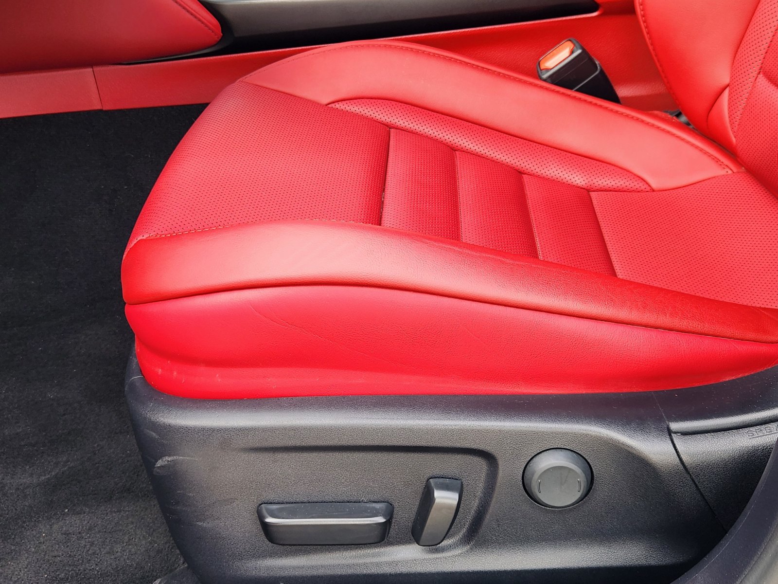 Used 2023 Lexus IS 350 F Sport RWD image 35
