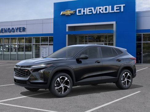New 2026 Chevrolet Trax RS w/ Sunroof Package FWD image 26