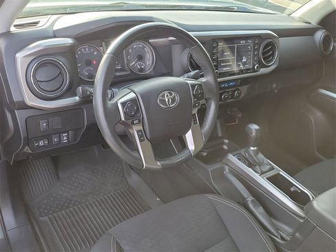 Used 2021 Toyota Tacoma SR5 w/ Trail Edition image 21