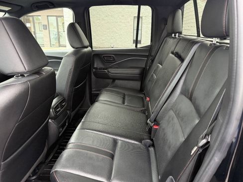 Used 2025 Honda Ridgeline TrailSport image 18