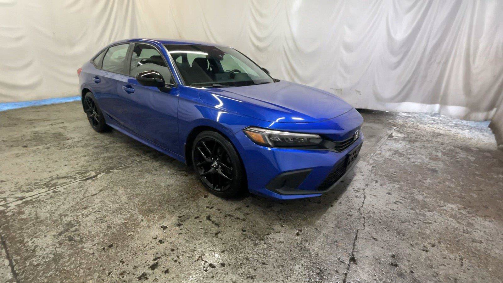 Used 2024 Honda Civic Sport image 2