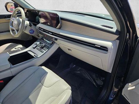 Used 2024 Hyundai Palisade Limited FWD image 22