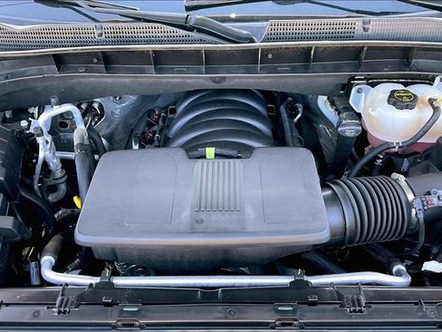 Used 2025 GMC Sierra 1500 SLT AWD/4WD image 9