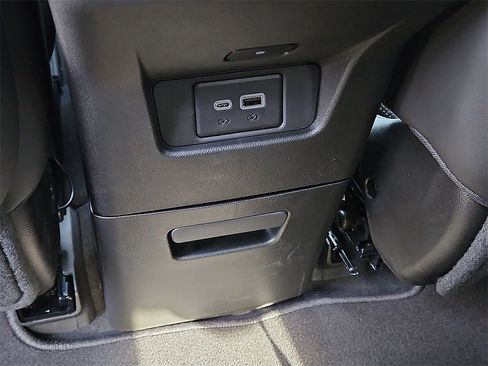 New 2025 Cadillac XT6 Sport w/ LPO, Onyx Lite Package image 19