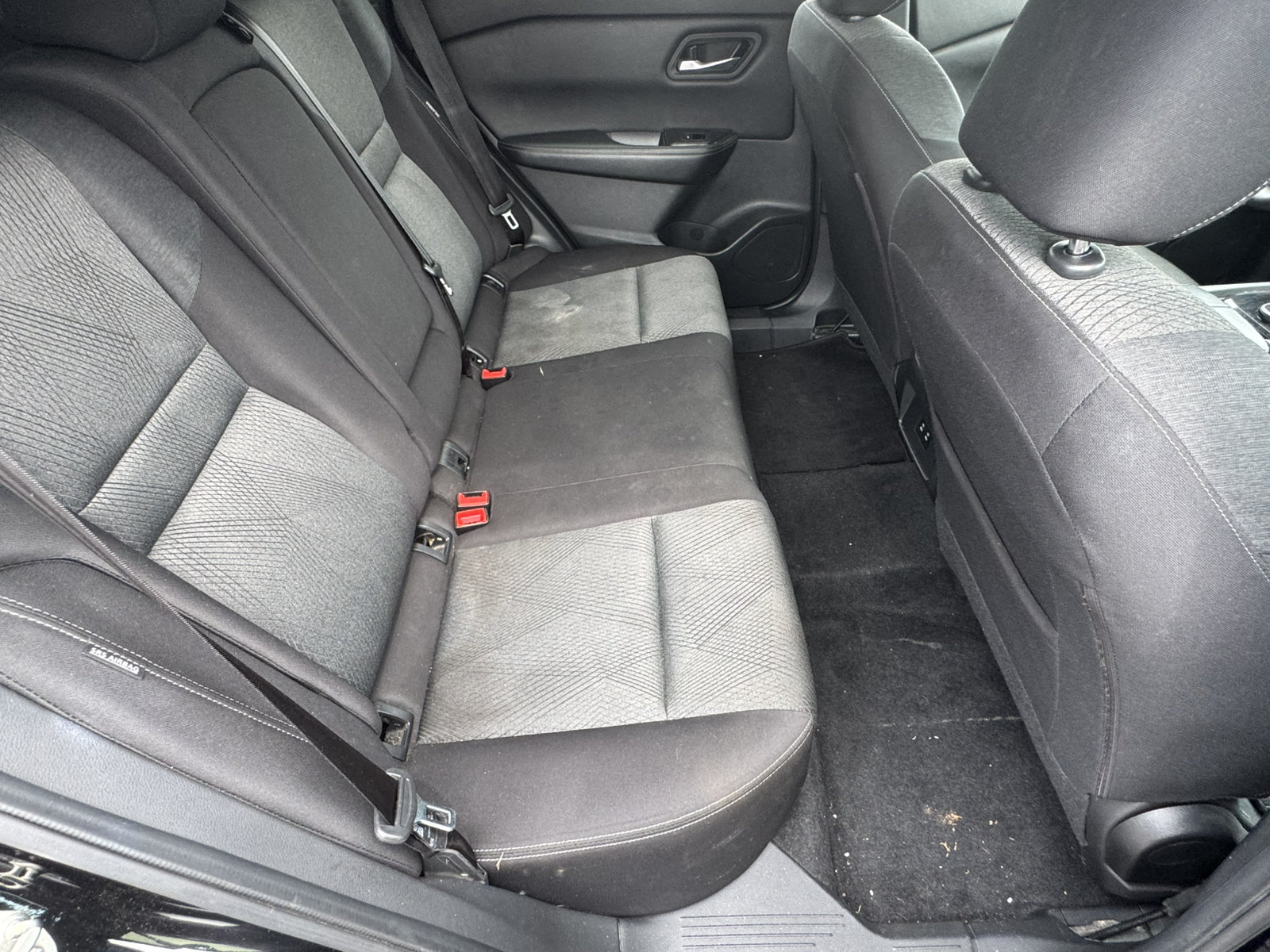 Used 2024 Nissan Rogue SV AWD/4WD image 17