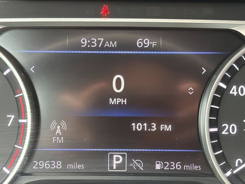 Used 2025 Nissan Sentra SV w/ All-Weather Package FWD image 10