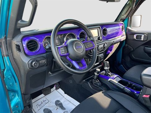 Certified 2019 Jeep Wrangler Sport image 9