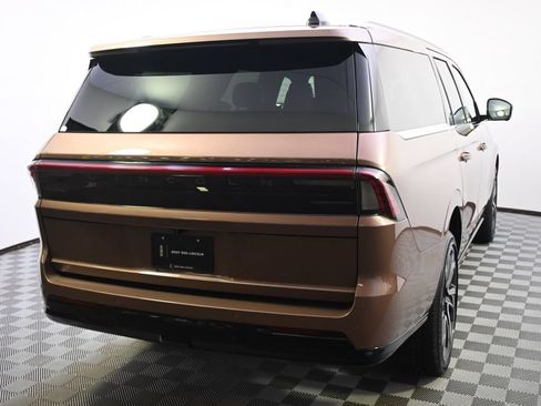 New 2026 Lincoln Navigator L Black Label AWD/4WD image 6