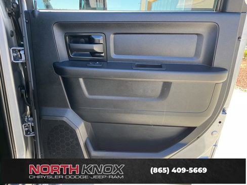 Used 2024 RAM 3500 Tradesman w/ Chrome Appearance Group image 24