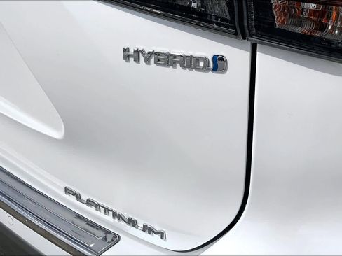 Used 2022 Toyota Highlander Platinum image 30