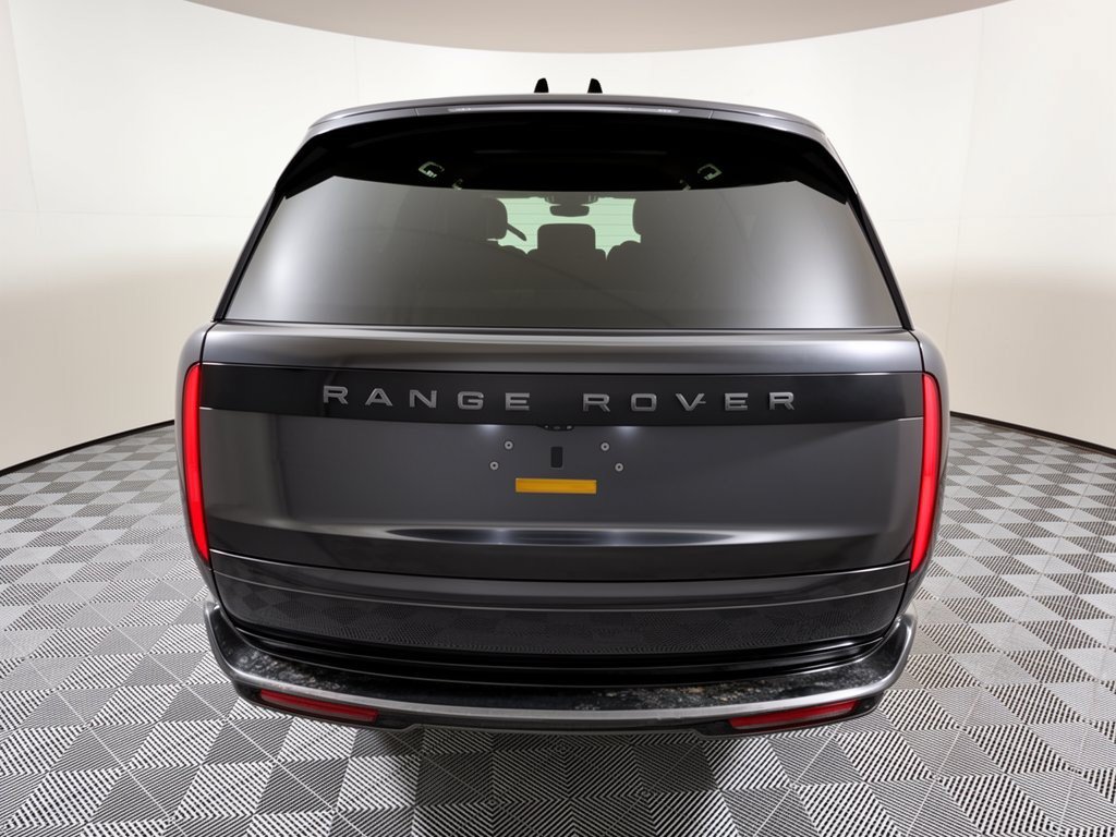 New 2026 Land Rover Range Rover Long Wheelbase SE AWD/4WD image 11