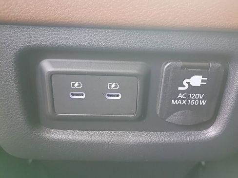 New 2026 Nissan Pathfinder Platinum image 35