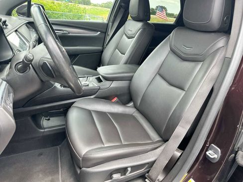 Used 2021 Cadillac XT5 Luxury image 17
