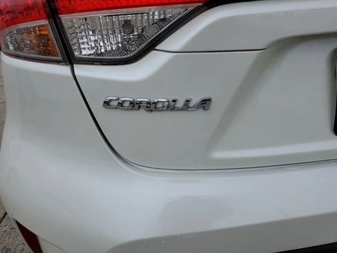 Used 2020 Toyota Corolla LE image 7