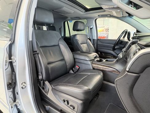 Used 2019 Chevrolet Tahoe LT w/ LT Signature Package AWD/4WD image 23