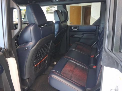 Used 2024 Ford Bronco Raptor AWD/4WD image 18