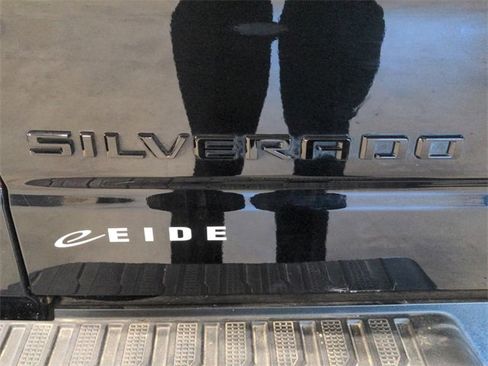 Used 2021 Chevrolet Silverado 1500 Custom Trail Boss image 31