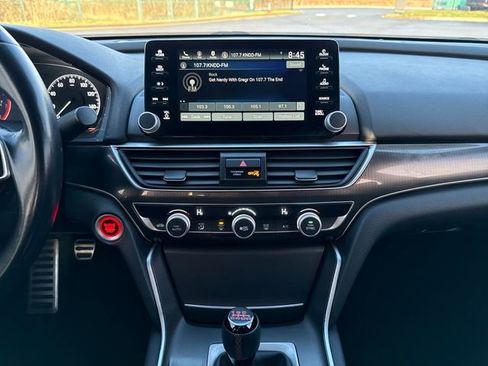 Used 2020 Honda Accord Sport image 27