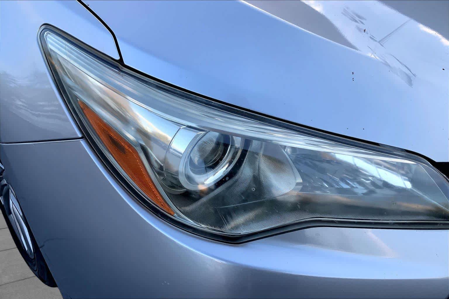 Used 2016 Toyota Camry SE FWD image 26