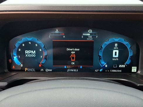 Used 2025 Ford Bronco Sport Outer Banks w/ Outer Banks Tech Package+ image 24