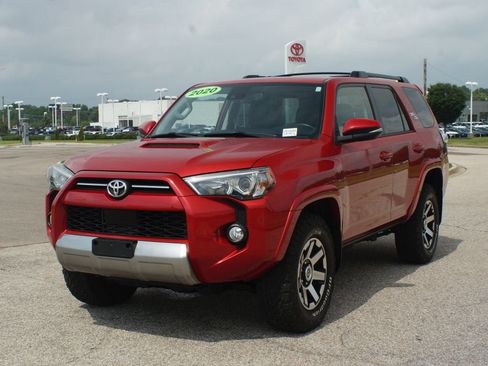 Used 2020 Toyota 4Runner TRD Off-Road Premium w/ Moonroof Package AWD/4WD image 25