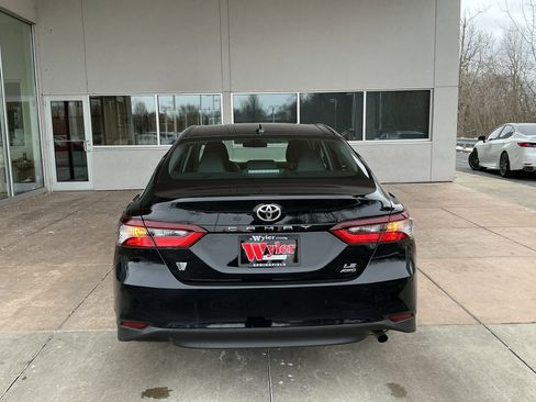 Used 2024 Toyota Camry LE image 21
