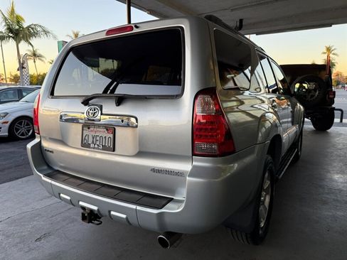 Used 2008 Toyota 4Runner SR5 image 11