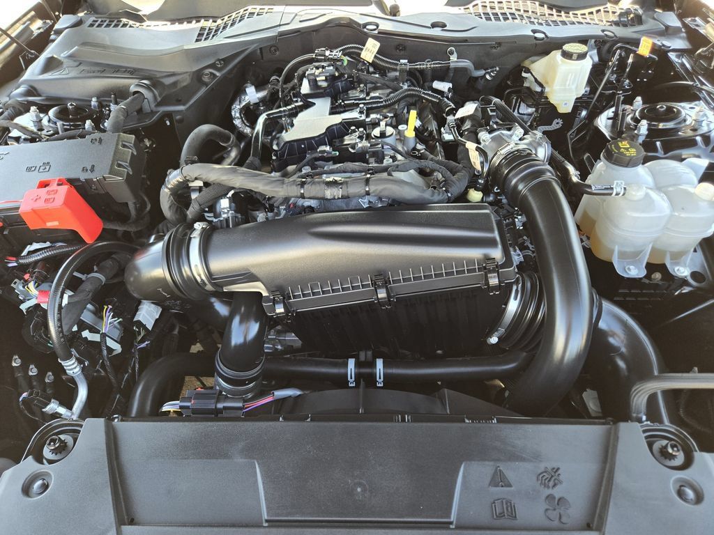 Used 2025 Ford Mustang Coupe RWD image 41