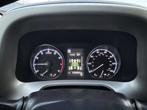 Used 2018 Toyota RAV4 LE w/ All Weather Liner Package image 28