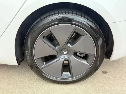 Used 2023 Tesla Model 3 Standard Range RWD image 13